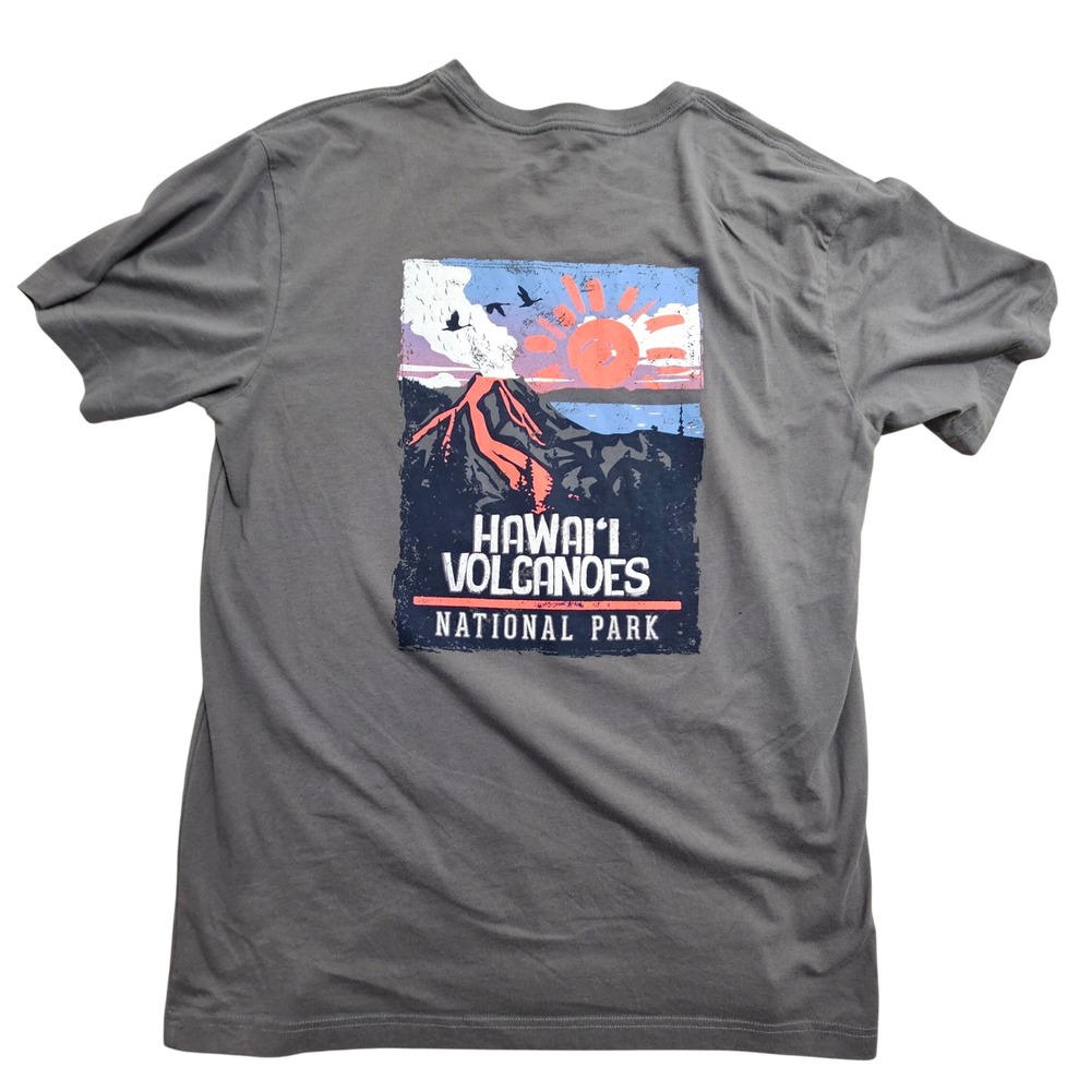 Primease T-Shirt XL Grey Hawai'i Volcanoes National Park Graphic Tee
